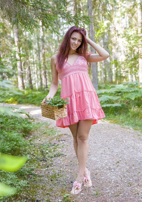 Марина, 23 года, 0 размер груди
